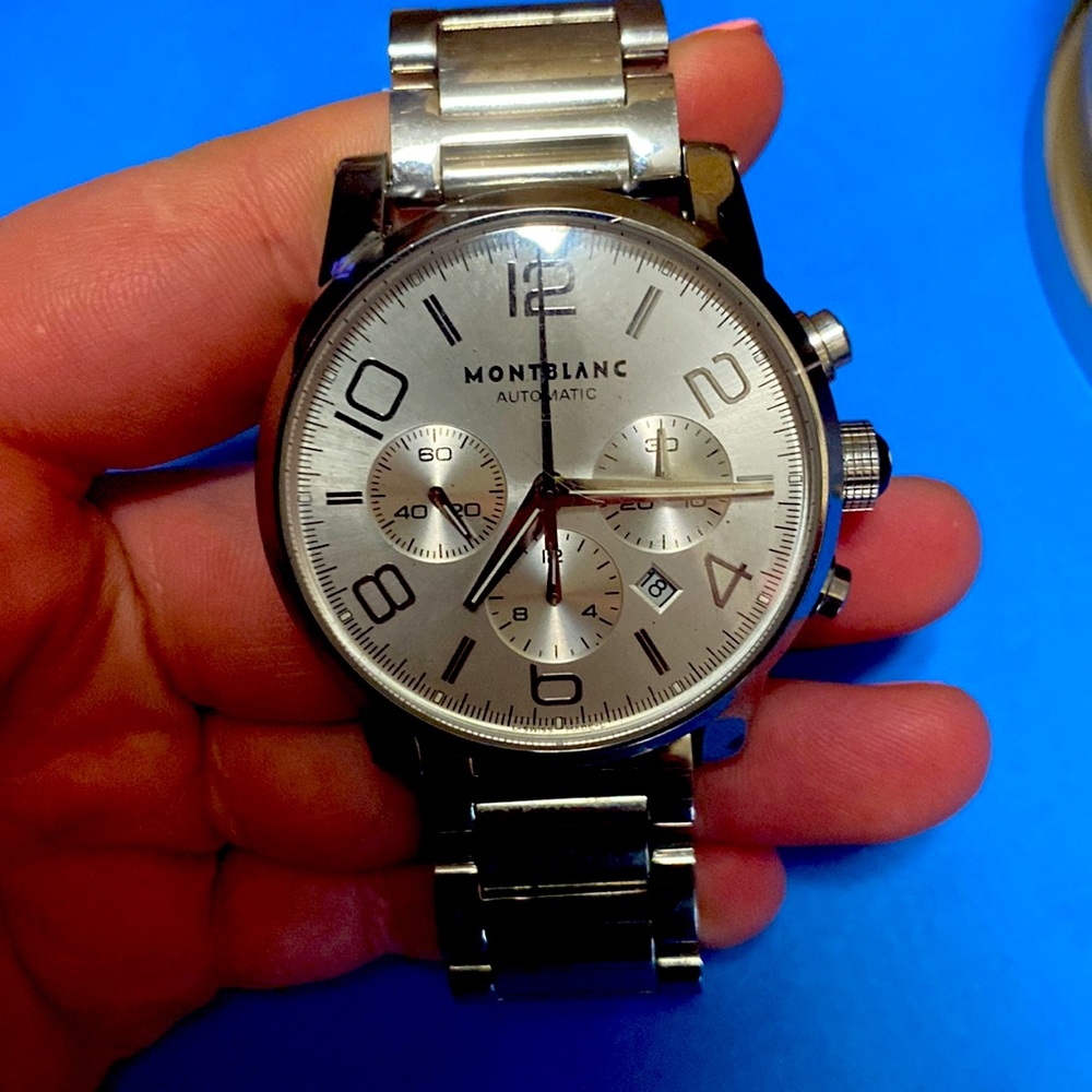 Mens Montblanc 7069 watch.